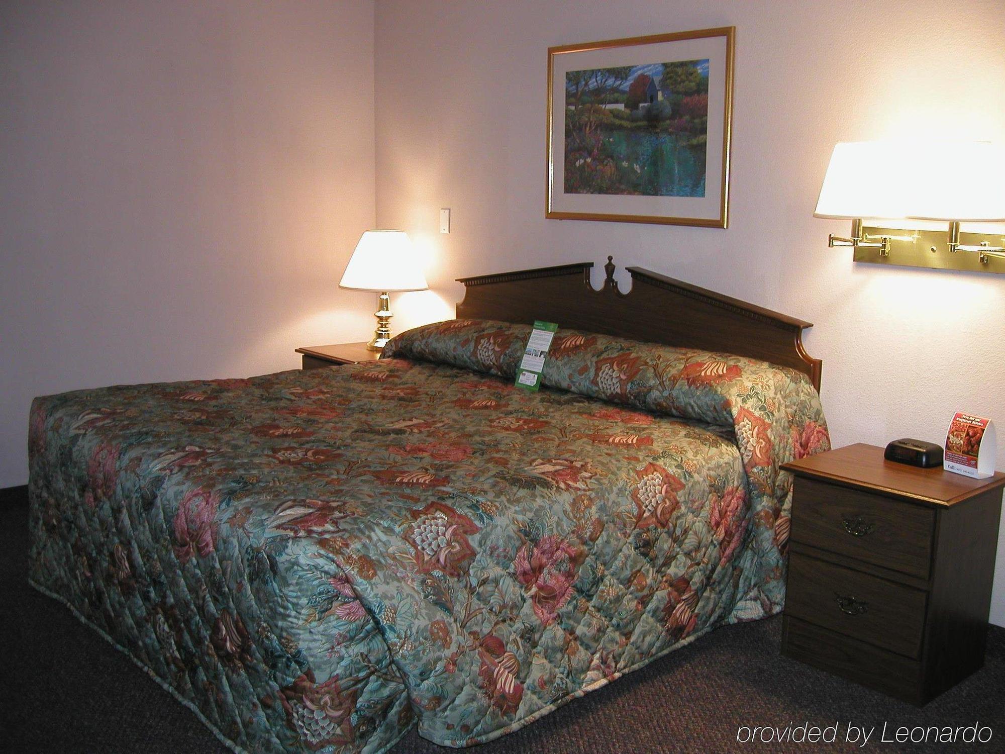 Intown Suites Extended Stay Lewisville Tx - East Corporate Drive Oda fotoğraf