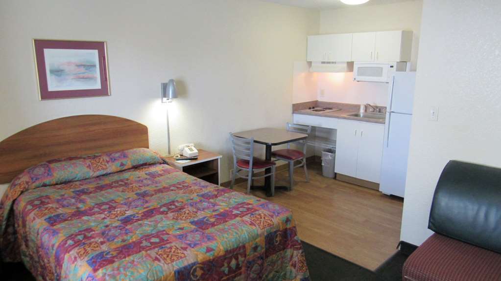 Intown Suites Extended Stay Lewisville Tx - East Corporate Drive Oda fotoğraf